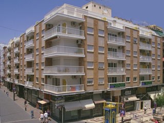 Avenida Apartments